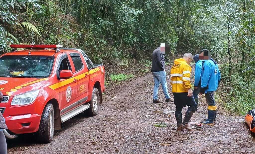 Corpo de jovem desaparecido é localizado em cachoeira de São Marcos