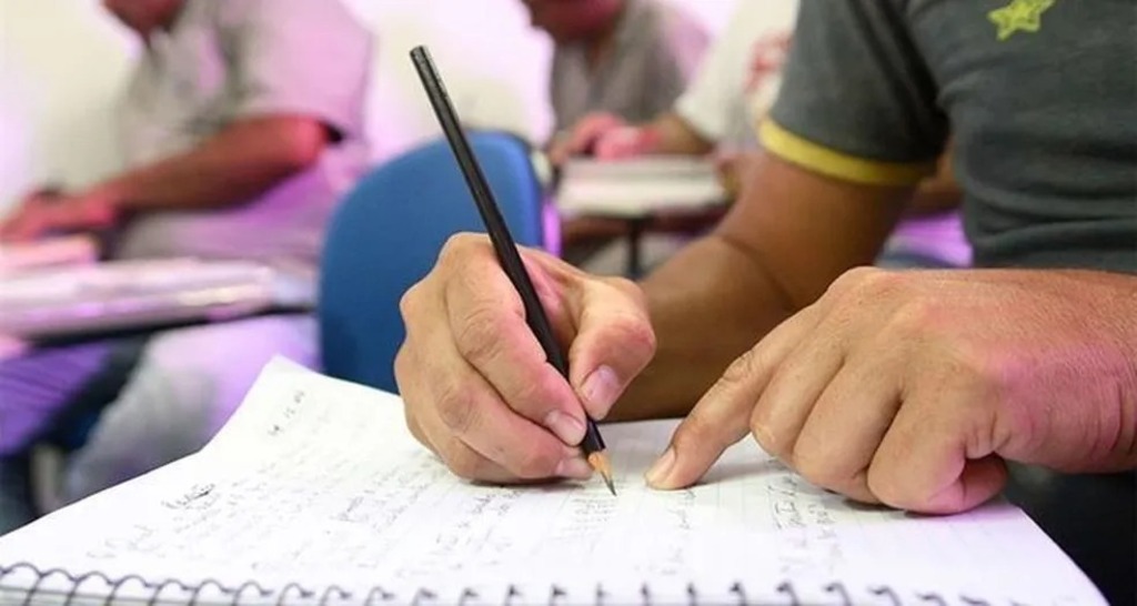 Prova para ingresso na EJA acontece nesta segunda-feira em São Marcos