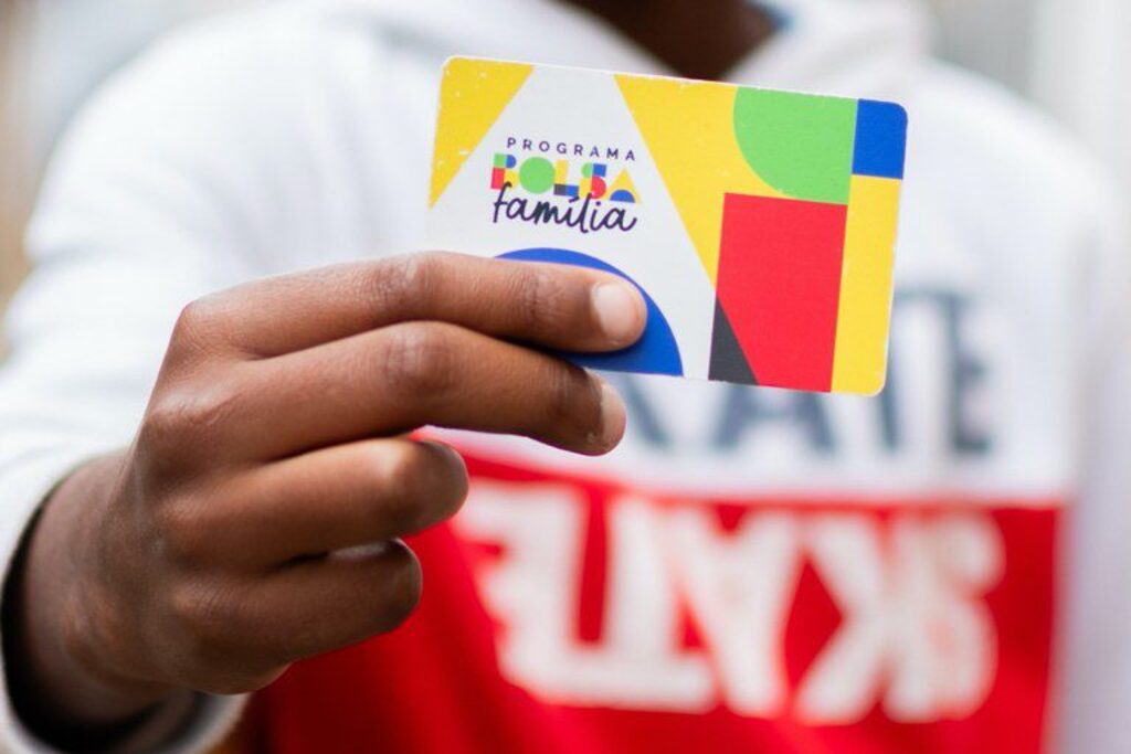 Caixa começa a pagar Bolsa Família de julho