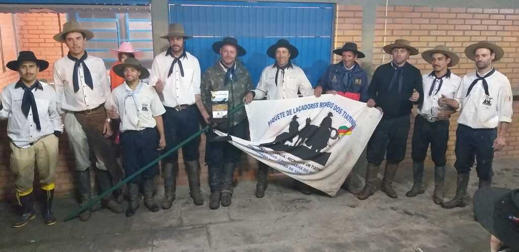São Marcos encerra Festejos Farroupilhas com raça campeira, campeões no laço, gineteadas e devoção