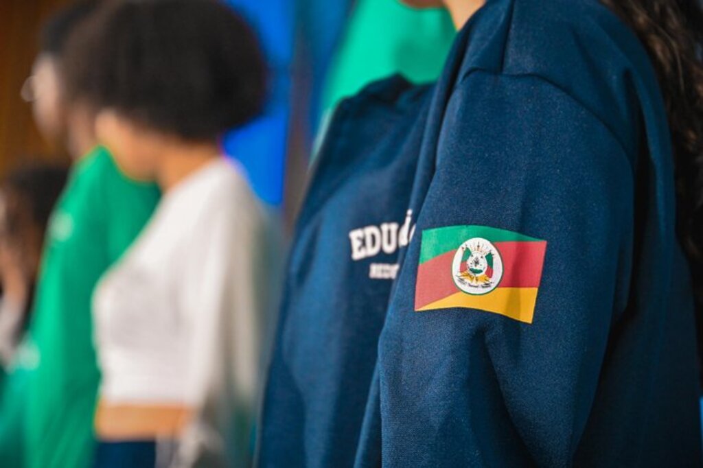 Período de matrículas e escolha dos uniformes para o ano letivo de 2026 da Rede Estadual começa nesta sexta-feira (3)