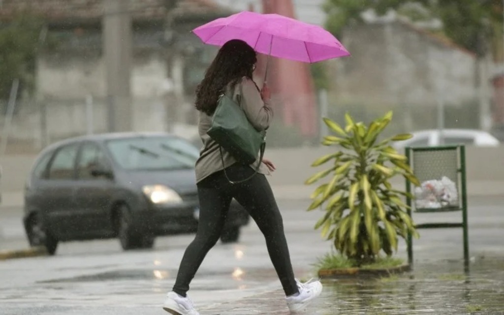 Final da semana terá temporais com rajadas de vento, granizo e chuva intensa no RS