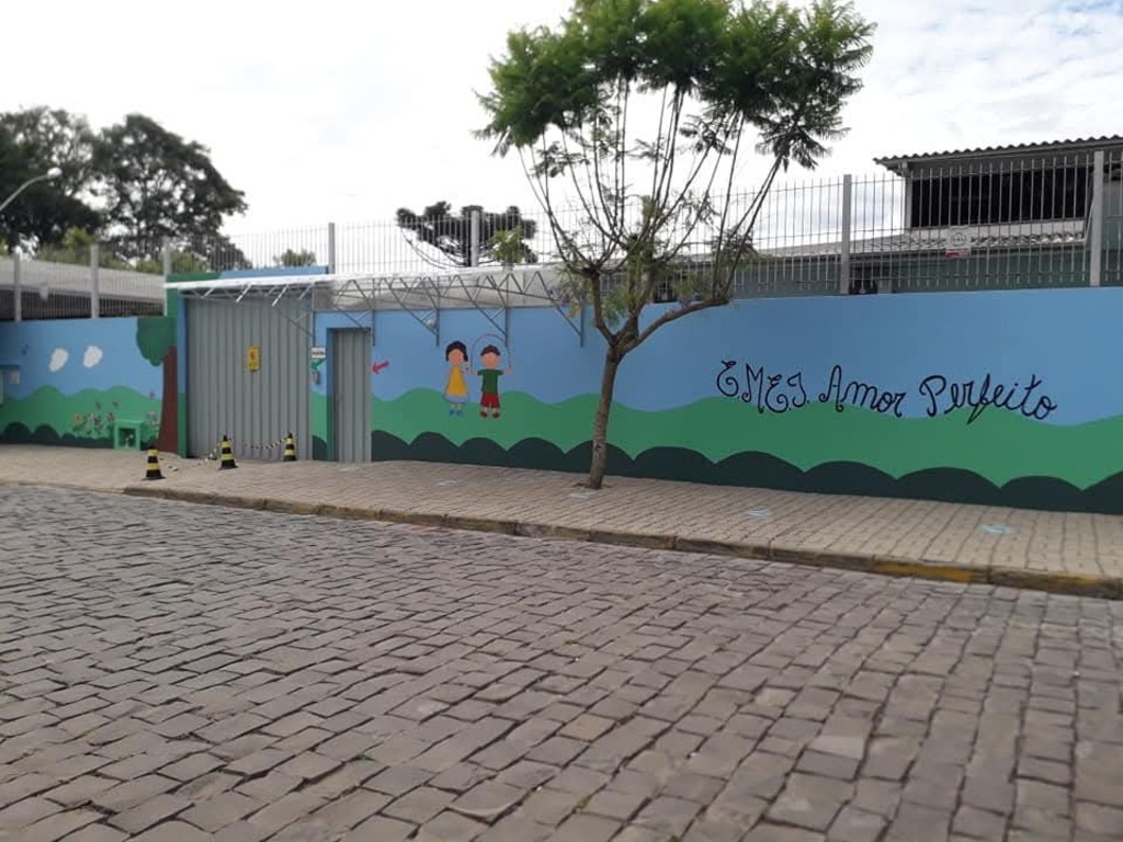 Brechó da escola Amor Perfeito acontece neste fim de semana em São Marcos