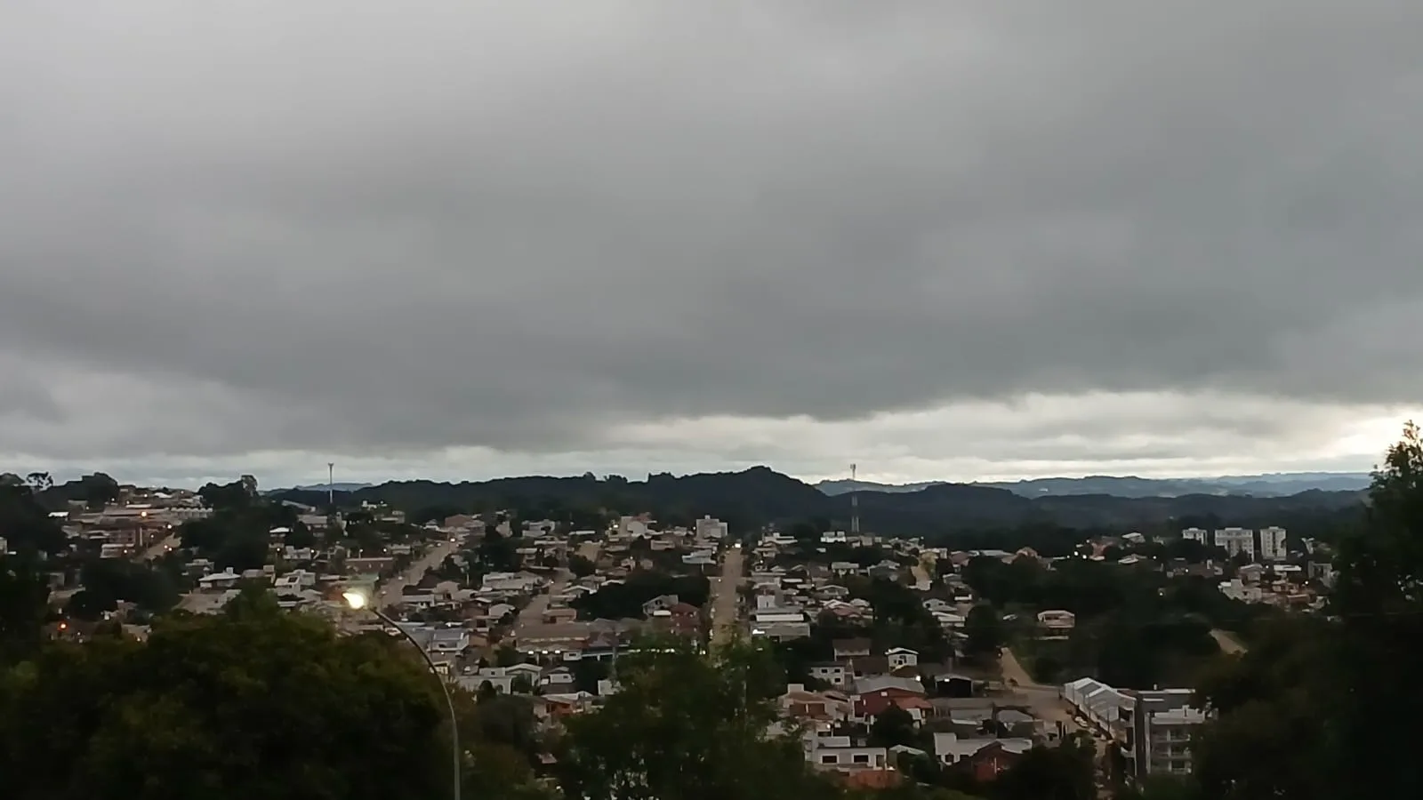 Massa de ar polar deixa o sábado gelado no Rio Grande do Sul