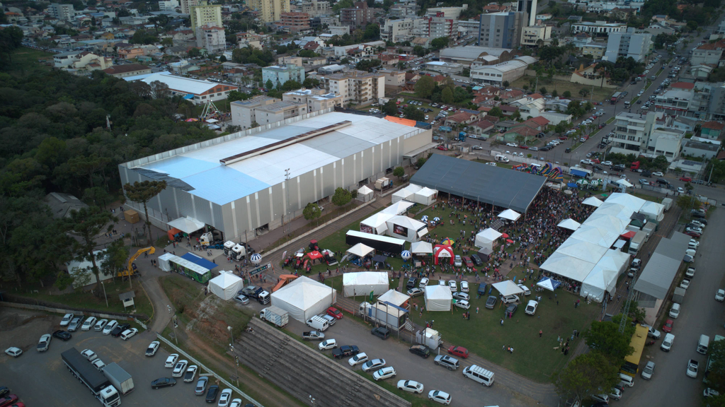 Festa de Nossa Senhora Aparecida e dos Motoristas inicia nesta sexta-feira em São Marcos; Fenamarco abre no dia 9