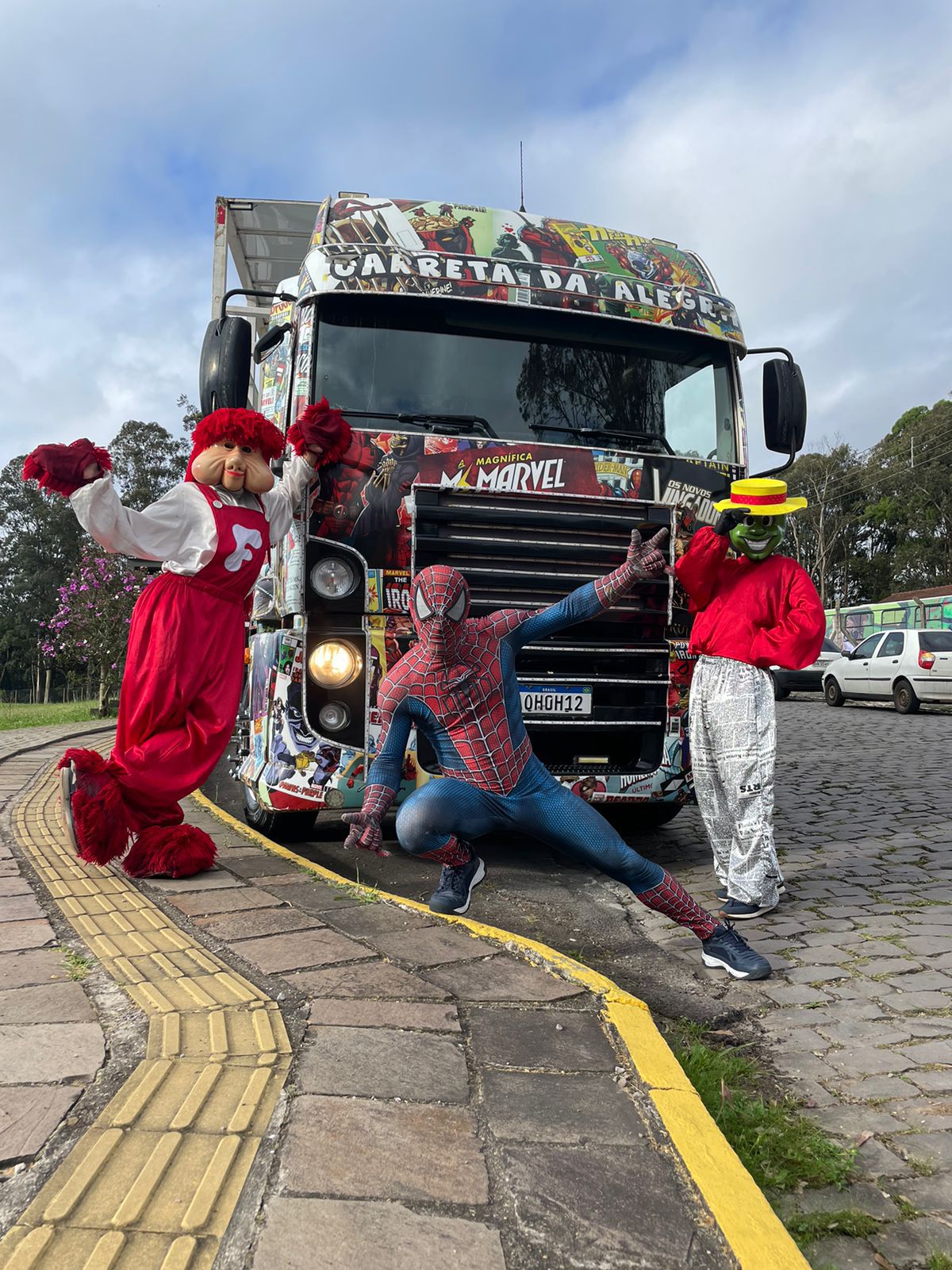 Fofão, Chaves e Homem-Aranha dançarinos chegam a São Marcos